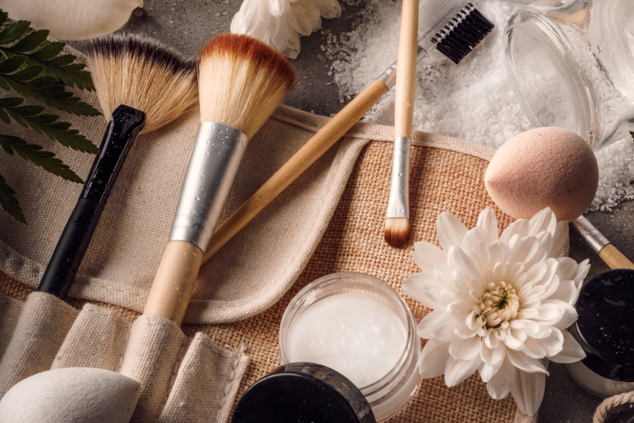5-Minute Beauty Hacks for Women