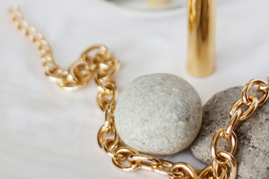 Best Ways to Wear Gold and Silver Together